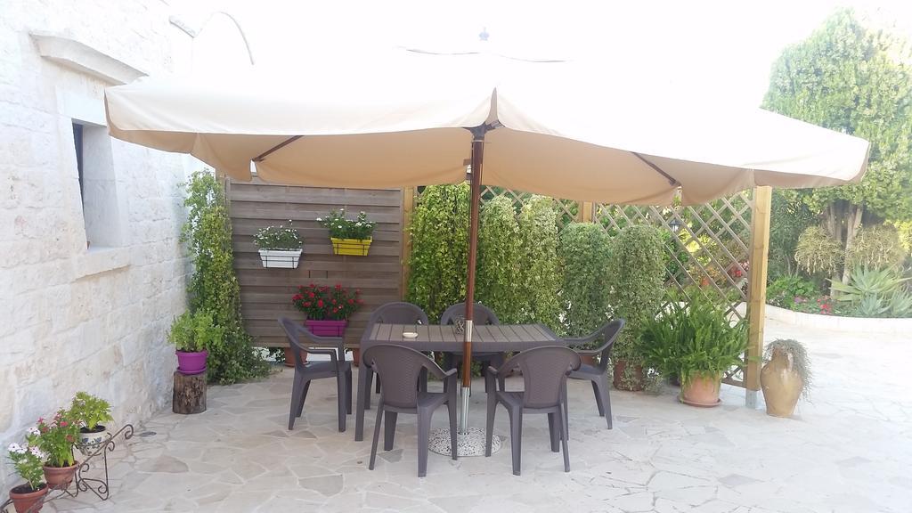 Agriturismo Grotta Di Figazzano Cisternino Habitación foto